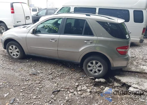 2006 Mercedes-Benz M-Class 3.5L z USA, uszkodzony, nr VIN 4JGBB86E06A128919